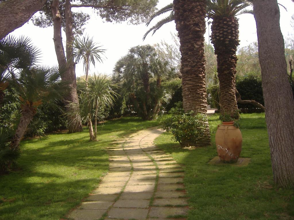 Ecoresort Le Sirene - Caroli Hotels Gallipoli Dış mekan fotoğraf